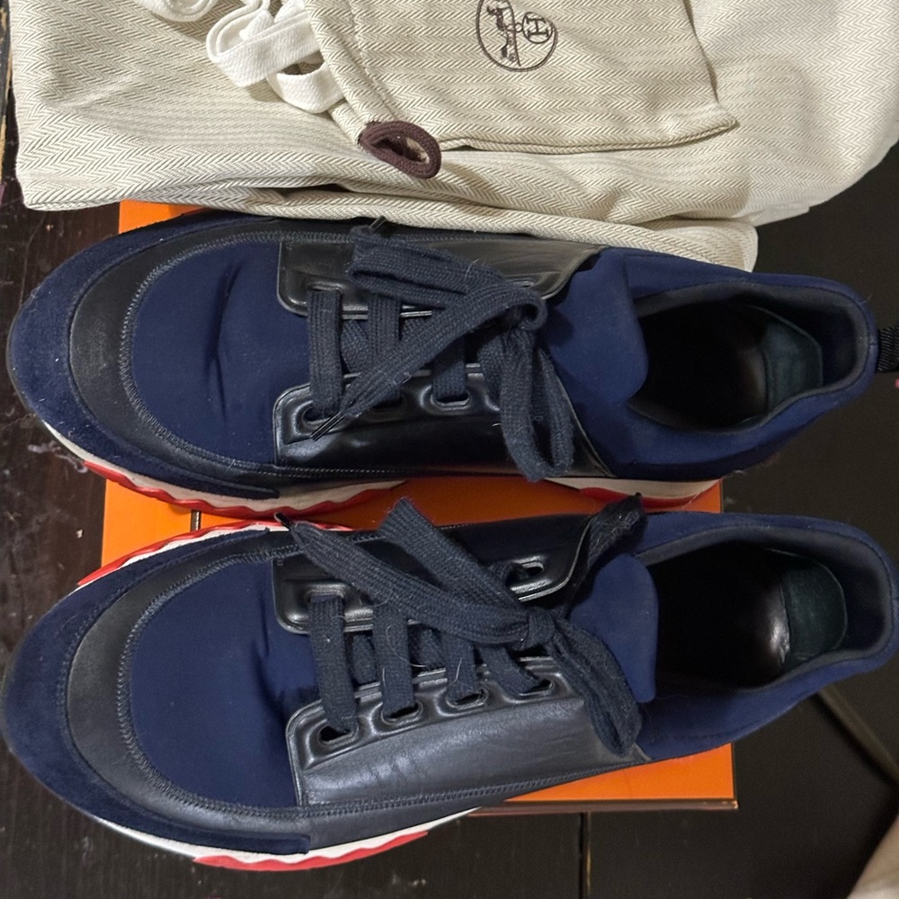 Hermes sneakers preowned sz11.